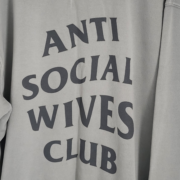 Anti-Social Wives Club - Picture 2 of 3